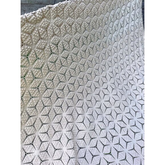 Antique 1930s Thread Cotton Crochet BedSpread star Pattern Fringe 98 x 81" - Picture 5 of 16